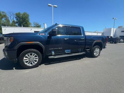 Used 2020 GMC Sierra 2500 Denali w/ Denali Ultimate Package AWD/4WD image 4