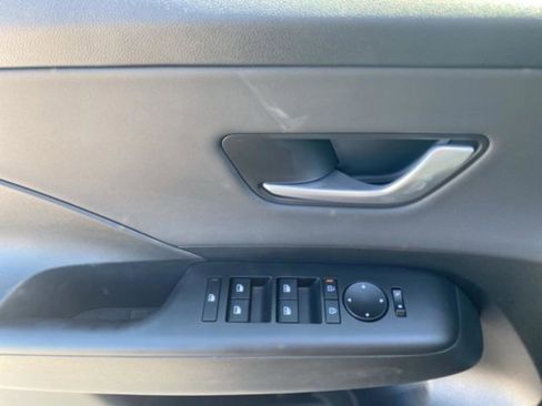 New 2026 Hyundai Kona Limited FWD image 13