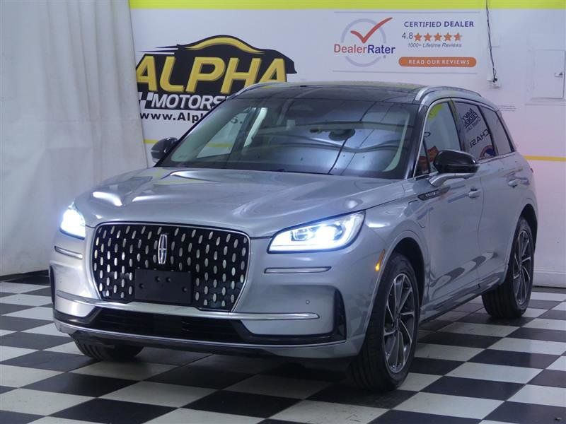 Used 2023 Lincoln Corsair Grand Touring w/ Equipment Group 301A AWD/4WD image 4
