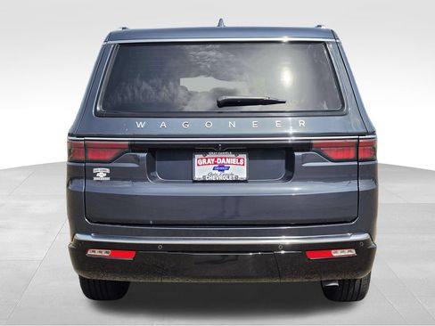 Used 2024 Jeep Wagoneer Series II AWD/4WD image 25