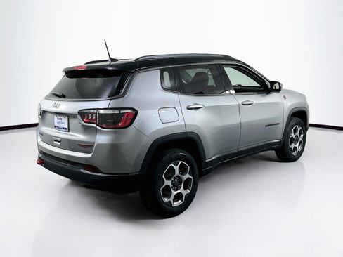 Used 2022 Jeep Compass Trailhawk AWD/4WD image 5