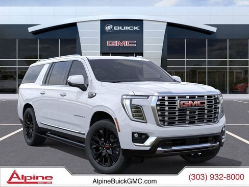 New 2026 GMC Yukon XL Denali w/ Denali Reserve Package AWD/4WD image 7