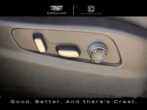 Used 2024 Cadillac XT4 Premium Luxury image 29