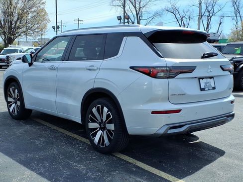 Used 2025 Mitsubishi Outlander SEL image 6