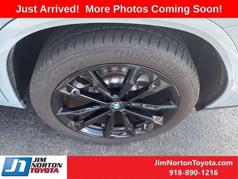 Used 2024 BMW X4 xDrive30i w/ Premium Package AWD/4WD image 13
