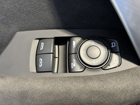 Used 2022 Chevrolet Camaro ZL1 image 8