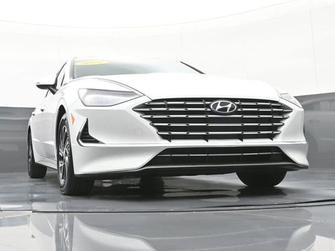 Used 2022 Hyundai Sonata Blue FWD image 45