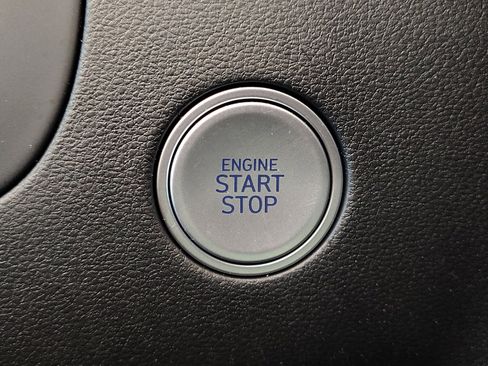 Used 2023 Hyundai Santa Cruz Limited AWD/4WD image 35