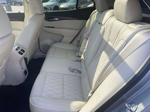 Certified 2023 Buick Envision Avenir FWD image 8