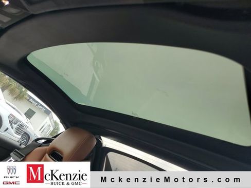 Used 2017 Mercedes-Benz SLC 300 image 12