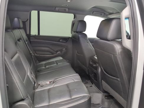 Used 2019 GMC Yukon XL SLT image 29