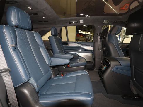 Certified 2026 Cadillac Escalade IQ Sport 2 AWD/4WD image 26