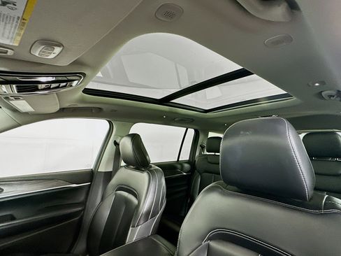 Used 2023 Jeep Grand Cherokee L Limited image 26