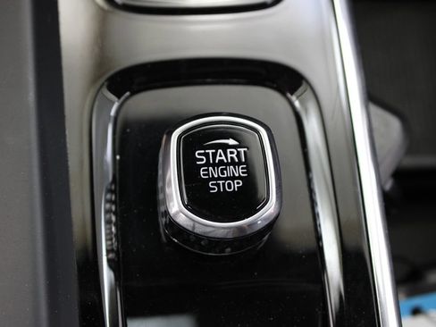 Certified 2024 Volvo S60 B5 Core FWD image 12