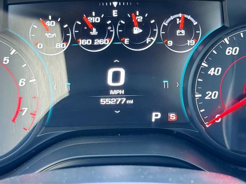 Used 2017 Chevrolet Camaro SS image 38