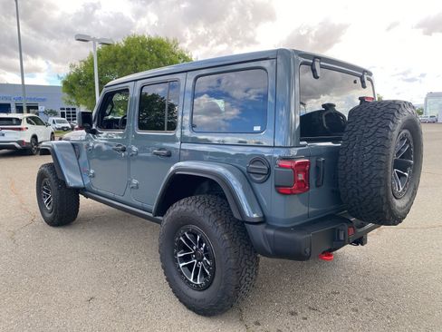 Used 2026 Jeep Wrangler Unlimited Rubicon image 6