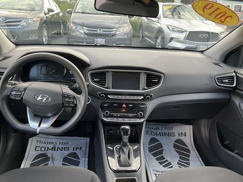 Used 2019 Hyundai Ioniq Blue FWD image 16