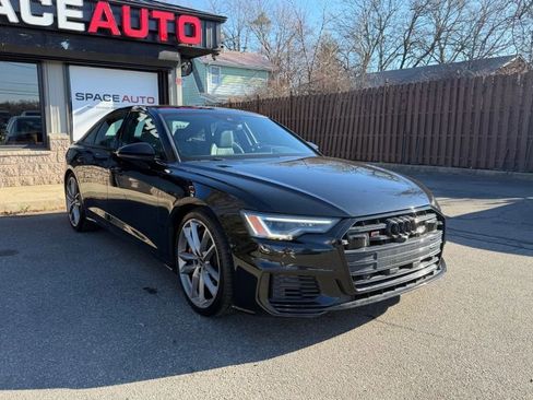 Used 2021 Audi S6 Premium Plus w/ S6 Executive Package image 8