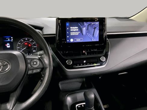 Used 2024 Toyota Corolla LE FWD image 7