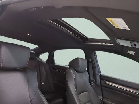Used 2020 Honda Accord Sport image 13