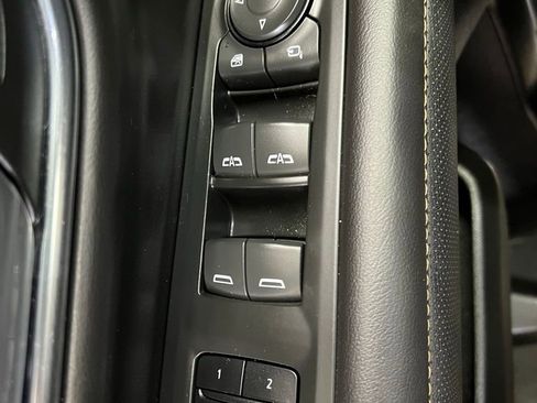 Used 2023 GMC Yukon AT4 image 24