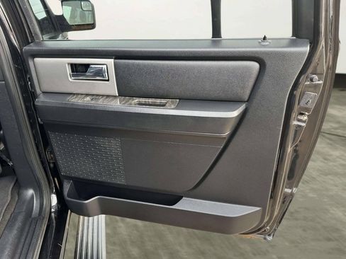 Used 2017 Ford Expedition Max Limited AWD/4WD image 17