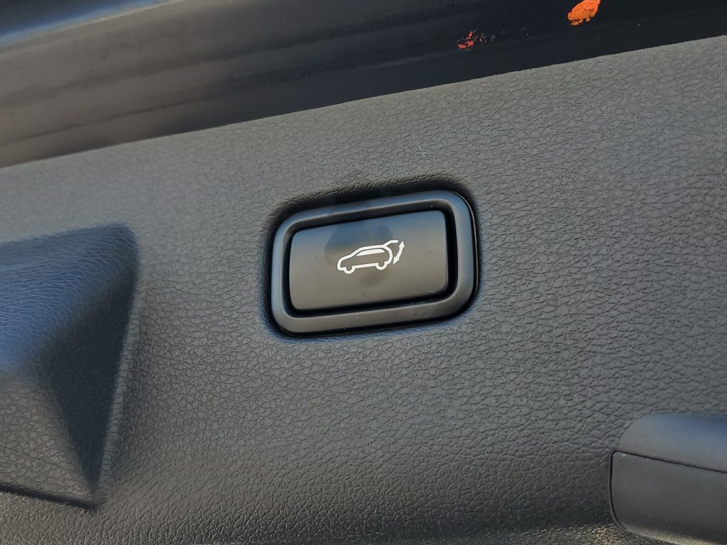 Used 2023 Kia Sportage SX FWD image 11