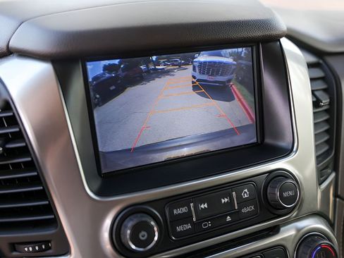 Used 2015 Chevrolet Suburban LTZ AWD/4WD image 18