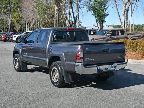 Used 2014 Toyota Tacoma PreRunner image 3