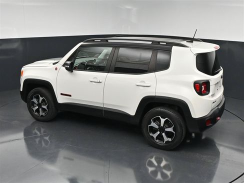 Used 2019 Jeep Renegade Trailhawk w/ Cold Weather Group II AWD/4WD image 26