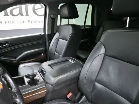 Used 2020 Chevrolet Tahoe LT image 16