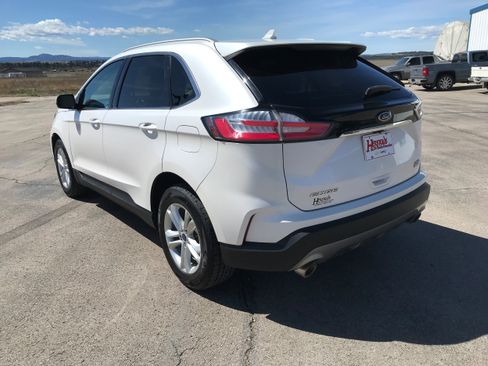 Used 2019 Ford Edge SEL w/ Equipment Group 201A AWD/4WD image 8