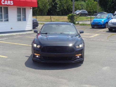 Used 2016 Ford Mustang GT w/ Black Accent Package RWD image 11