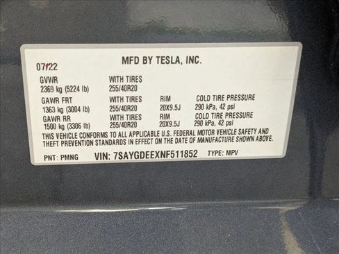 Used 2022 Tesla Model Y Long Range image 27