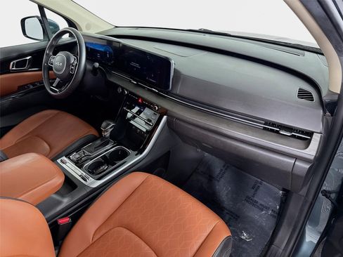 Used 2023 Kia Carnival SX FWD image 29