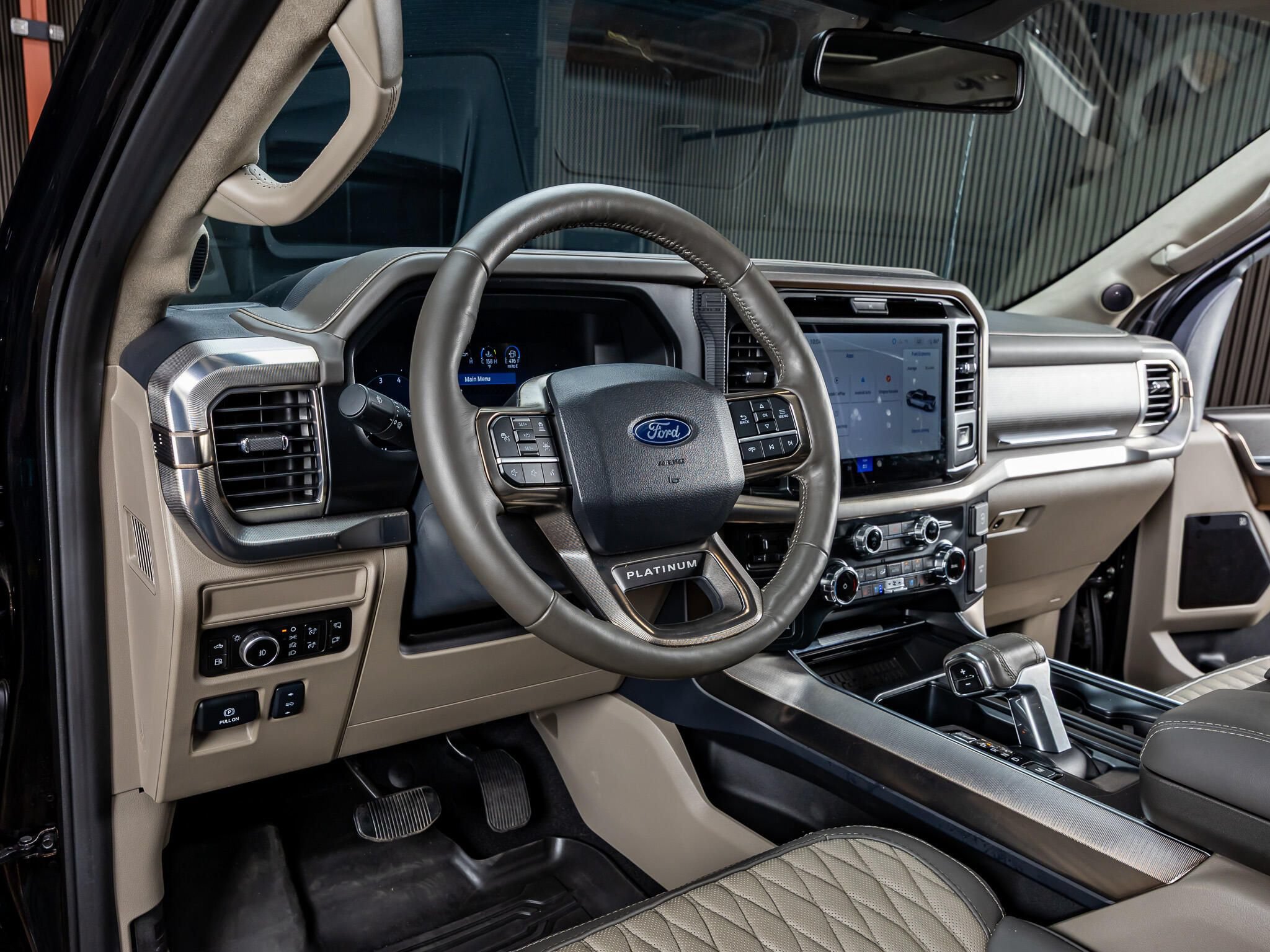 Used 2025 Ford F150 Platinum w/ Equipment Group 703A Plus AWD/4WD image 15