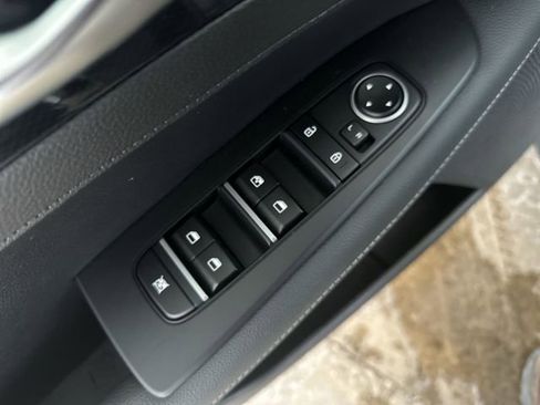 Certified 2024 Kia Forte GT-Line image 17