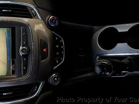 Used 2019 Chevrolet Cruze LT image 28