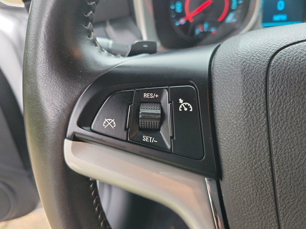 Used 2015 Chevrolet Camaro LT w/ 1LT Preferred Package RWD image 18