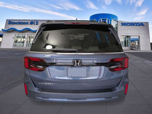 New 2026 Honda Odyssey EX-L image 4