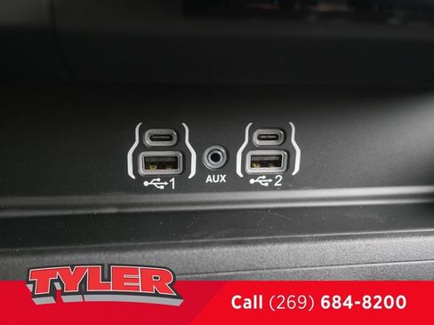 New 2026 RAM 1500 4x4 Crew Cab image 35