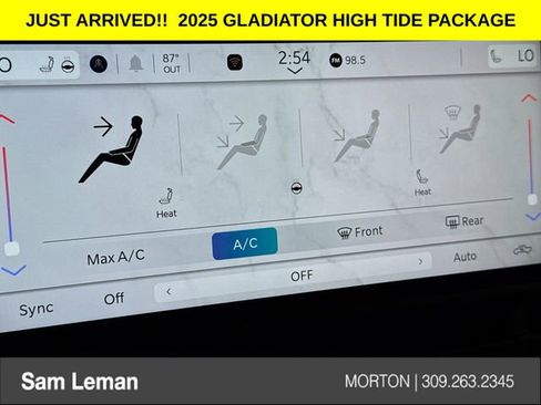 New 2025 Jeep Gladiator High Tide image 19