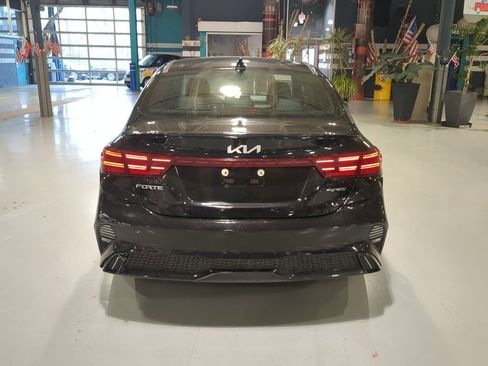 Used 2024 Kia Forte GT-Line w/ GT-Line Premium Package FWD image 8