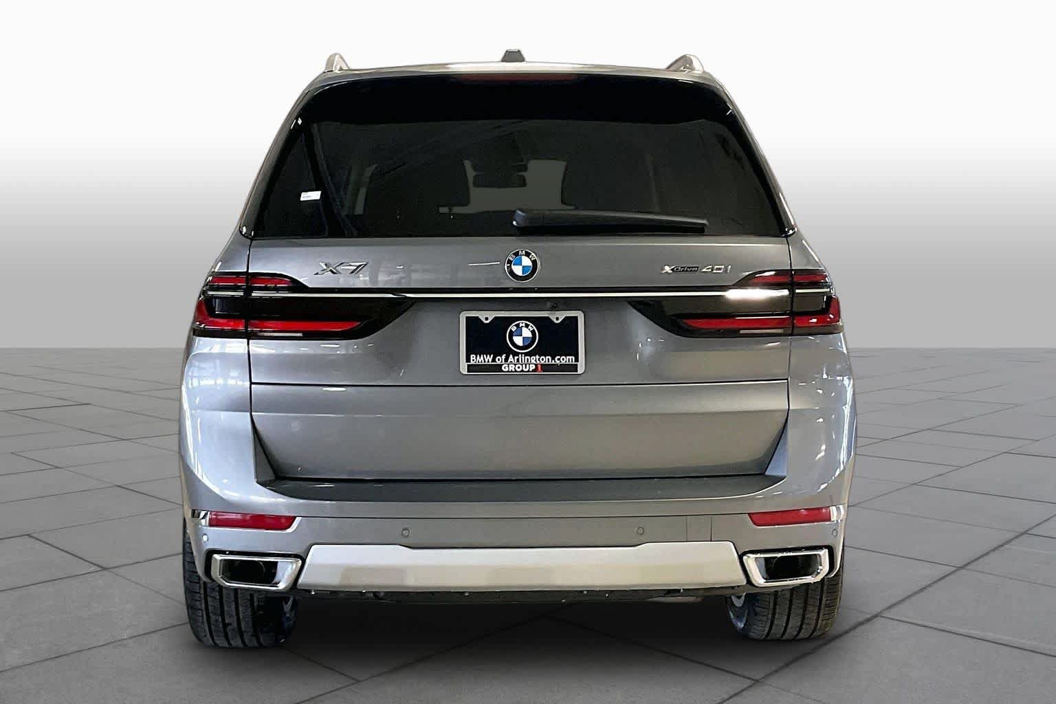 Used 2026 BMW X7 xDrive40i w/ Premium Package AWD/4WD image 4