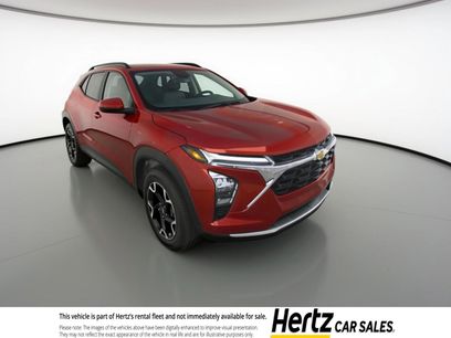 Used 2025 Chevrolet Trax LT