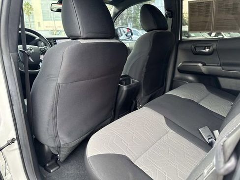 Used 2023 Toyota Tacoma TRD Off-Road image 13