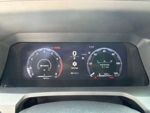 Used 2024 Toyota Tacoma Limited w/ Limited Package (LT) AWD/4WD image 23