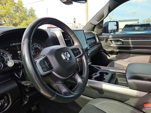 Used 2022 RAM 1500 Big Horn AWD/4WD image 10
