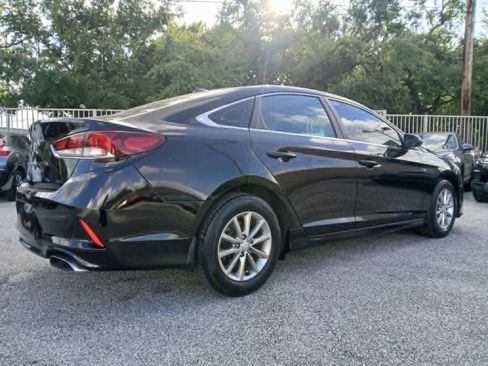 Used 2019 Hyundai Sonata SE w/ Cargo Package FWD image 7