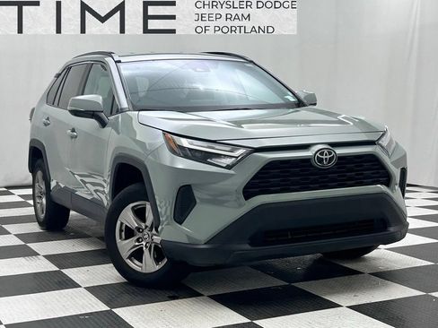 Used 2023 Toyota RAV4 XLE AWD/4WD image 1